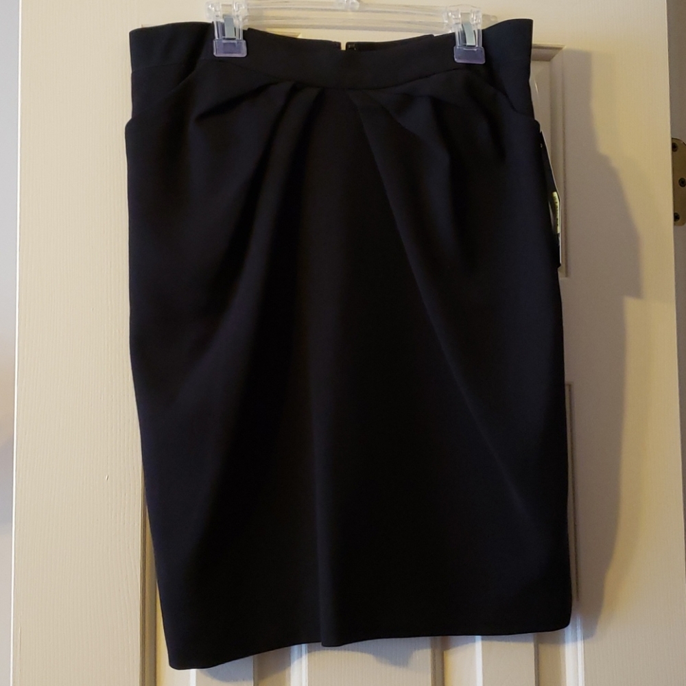 NWT Anne Klein Black Skirt